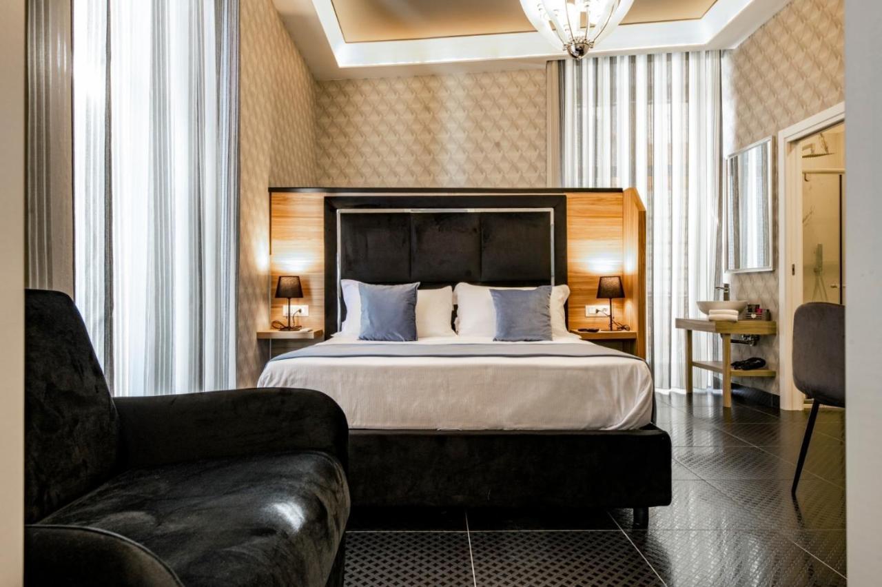 Luna Luxury Bed And Breakfast เนเปิลส์ ภายนอก รูปภาพ